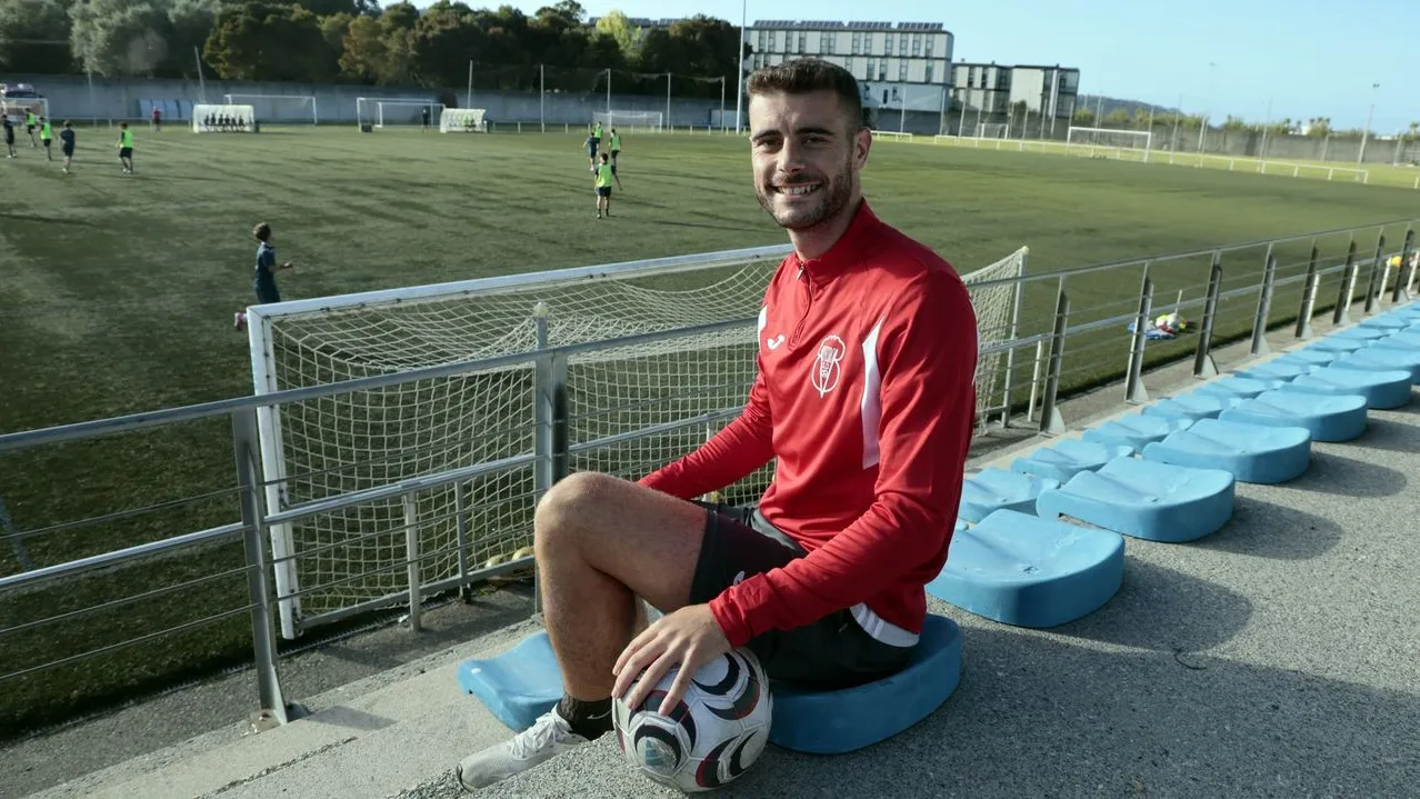 Arturo y Teixeira sacan al Viveiro CF del cero desde la cantera