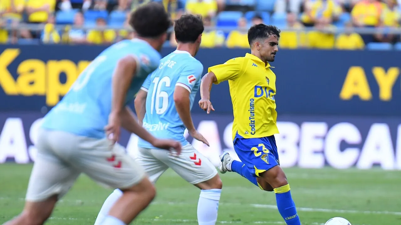 El Celta Fortuna estrena su historia en Segunda con un empate en Cádiz