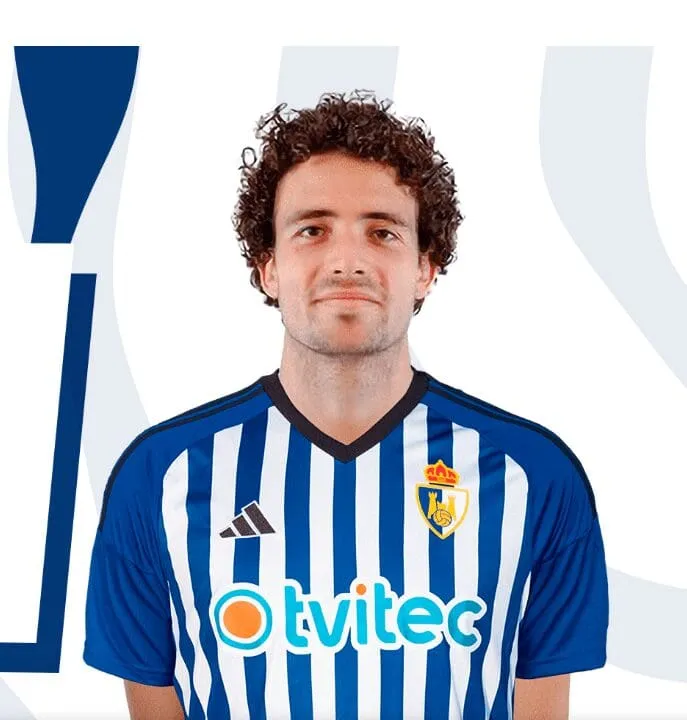 Raúl Dacosta, el centrocampista que podría llegar al Racing de Ferrol a precio de ganga